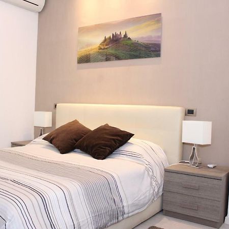 Art Apartment Ponte Vecchio Florenz Exterior foto